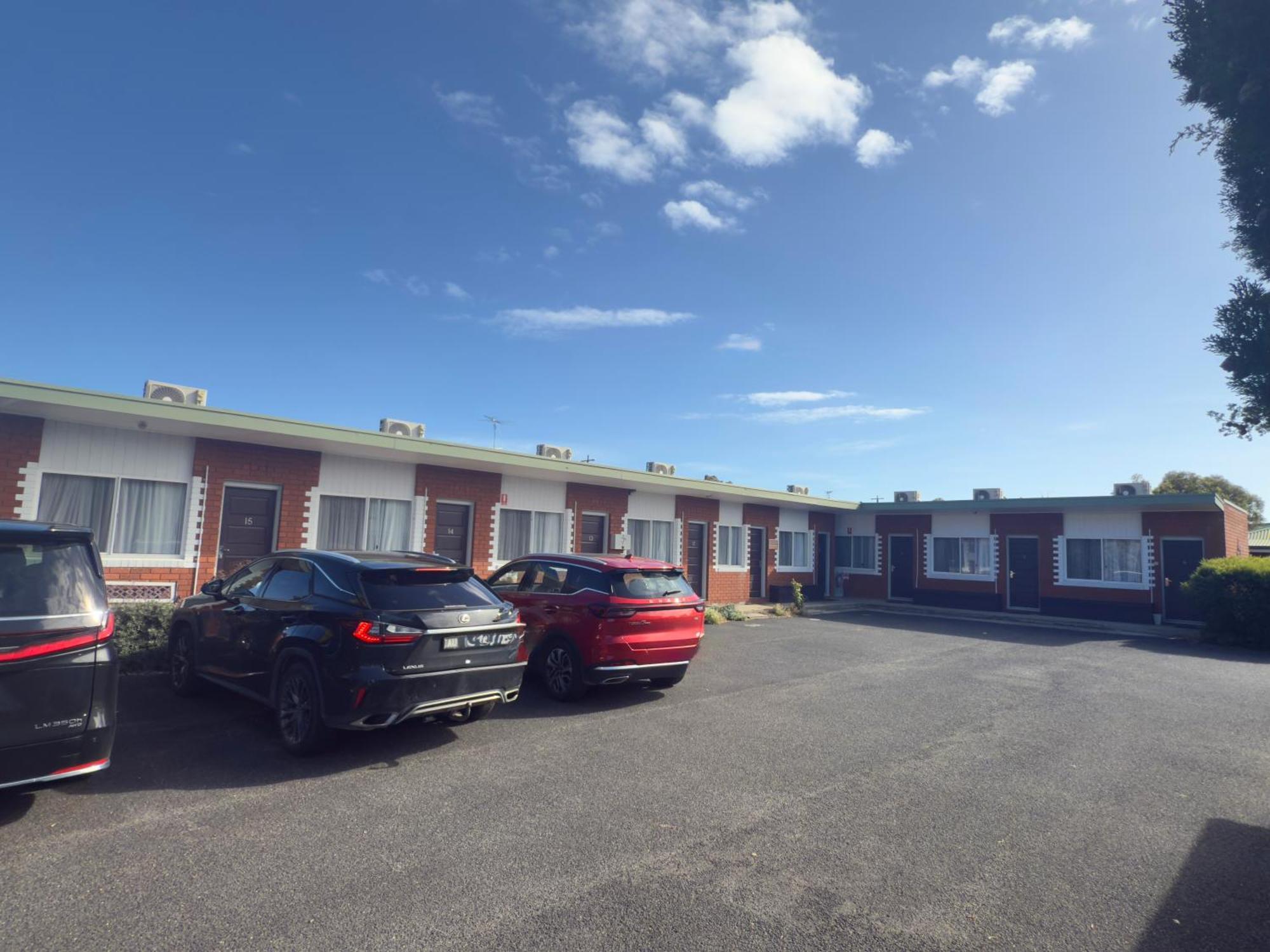 Beachcomber Motel & Apartments Apollo Bay Exteriör bild